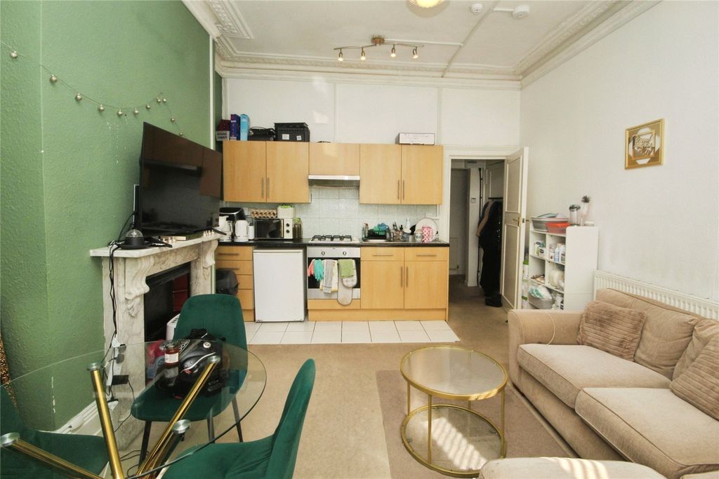 Property photo 2 of 15 Picture No. 37