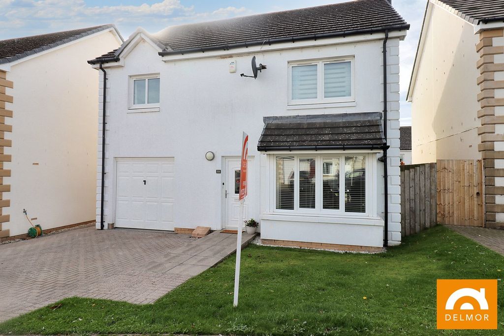 Property photo 1 of 32