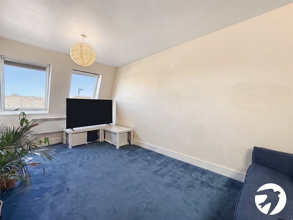 Property photo 2 of 7 Picture No. 04