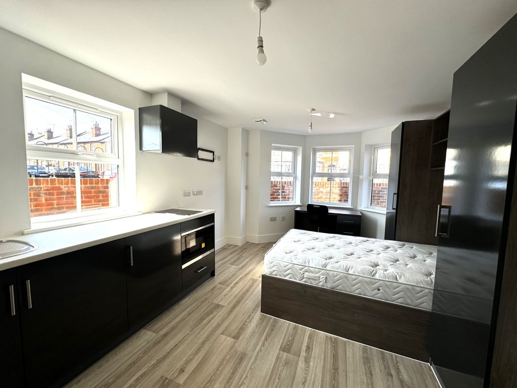 Property photo 3 of 15 7