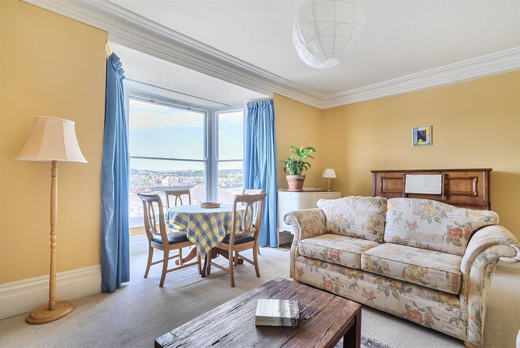 Property photo 3 of 29 1493190-12-6A58Fdc25A4c9.Jpg