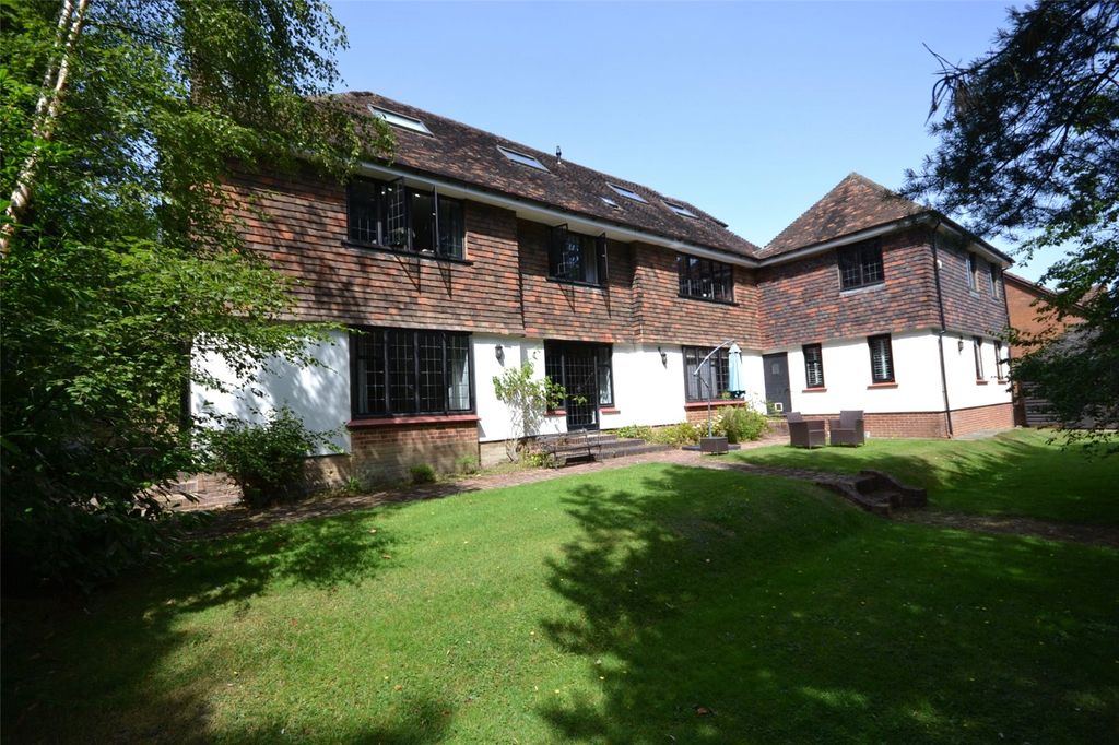 Property photo 1 of 11 Picture No. 08