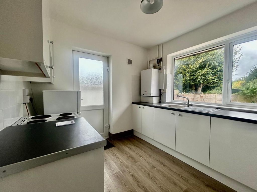 Property photo 2 of 8 9B4Bc522-ce16-4A73-8294-0A54F708Dbc6.Jpg