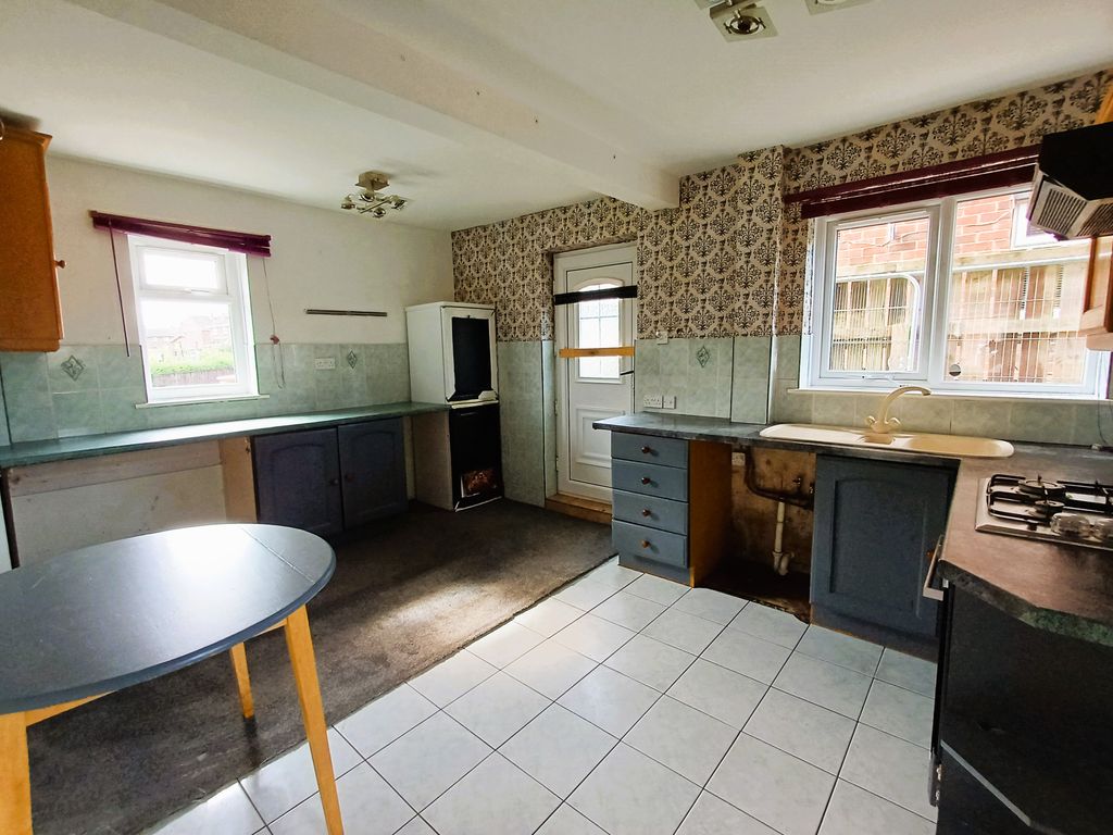 Property photo 2 of 15 1000003620