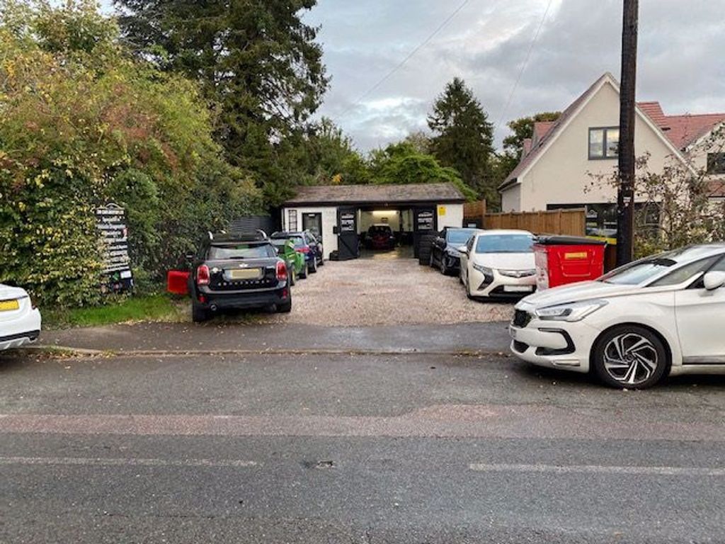Property photo 1 of 3