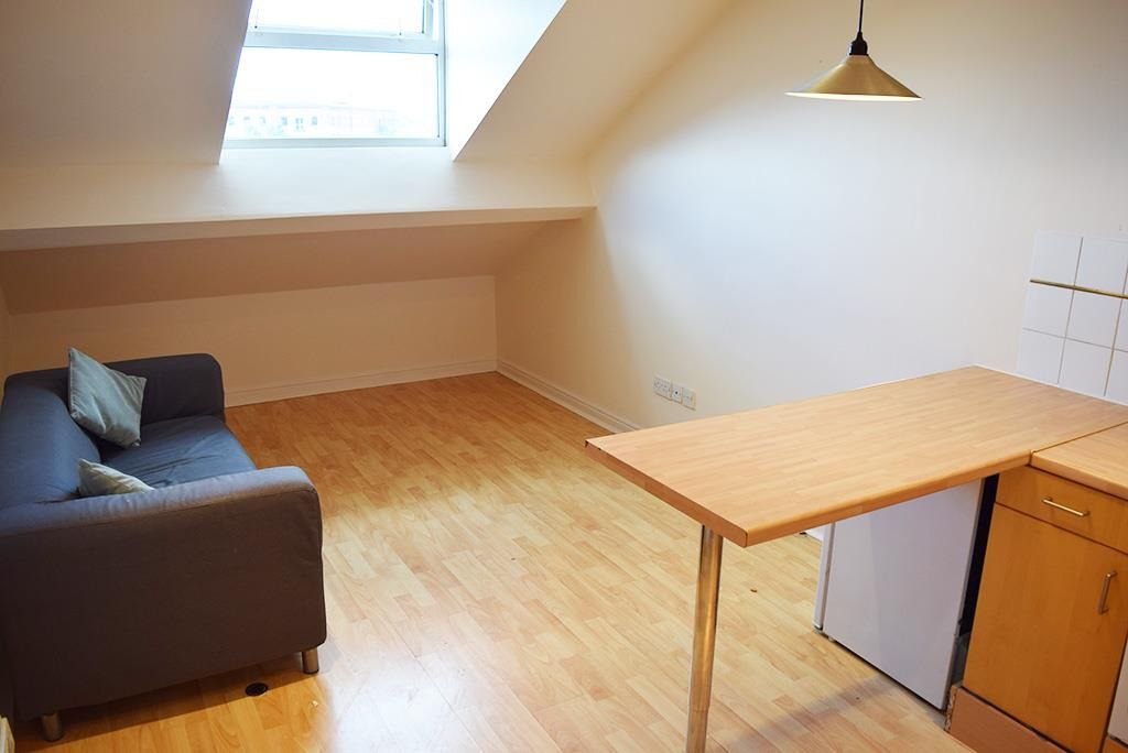 Property photo 3 of 9 2282513