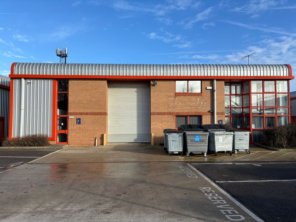 Property photo 1 of 2