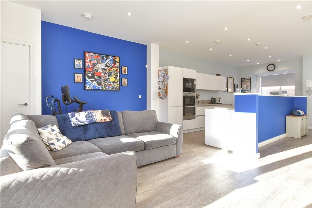 Property photo 3 of 10 Kitchen/Lounge/ Dining Area