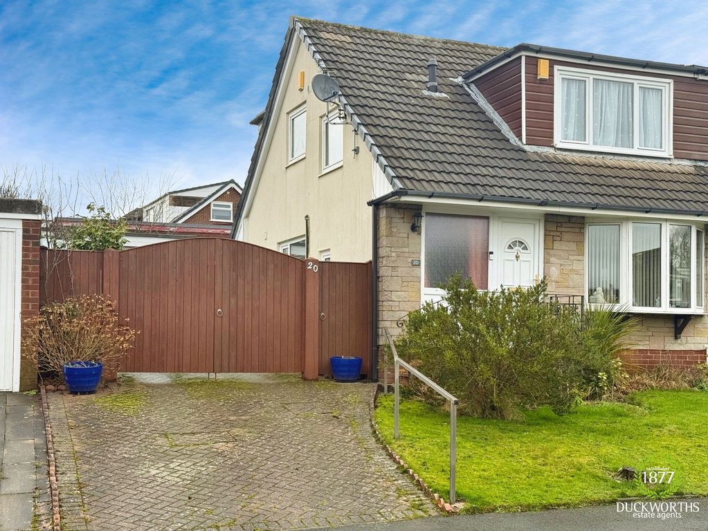 Property photo 1 of 31