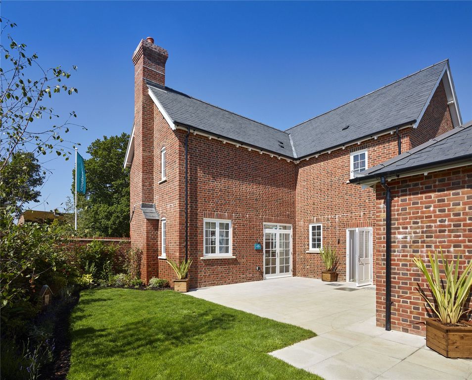 Property photo 2 of 12 Picture No. 04