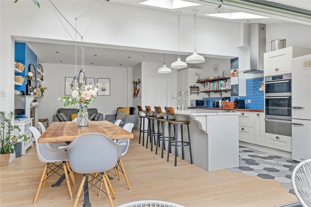 Property photo 3 of 14 Picture No. 05