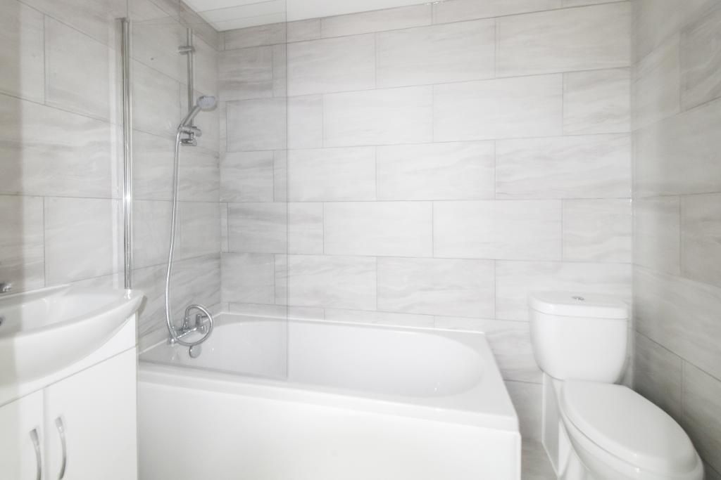 Property photo 3 of 7 Photo 3