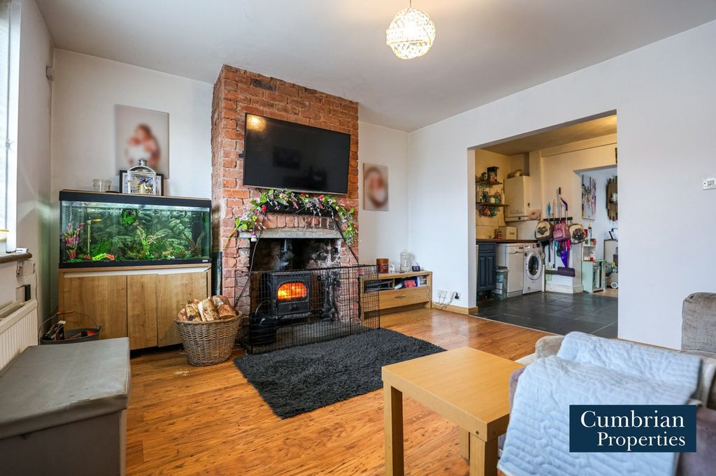 Property photo 2 of 14 Lounge