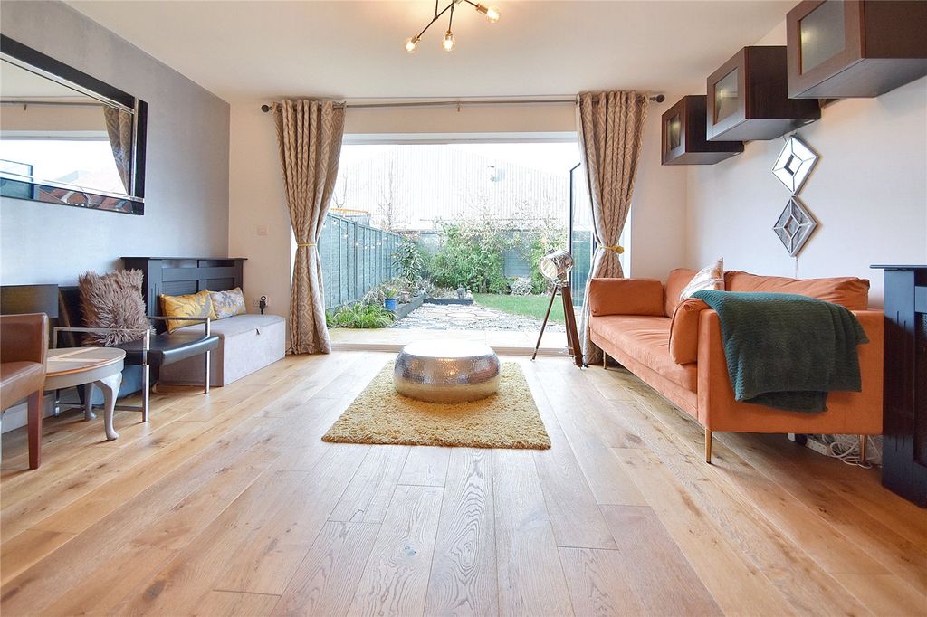 Property photo 3 of 29 Picture No. 47