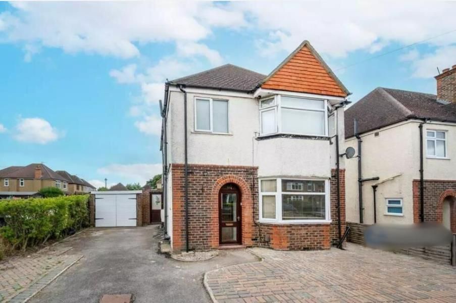 Property photo 1 of 12