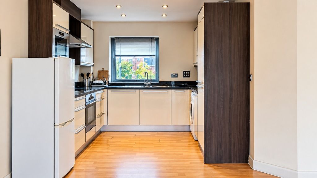 Property photo 2 of 15 Kitchen