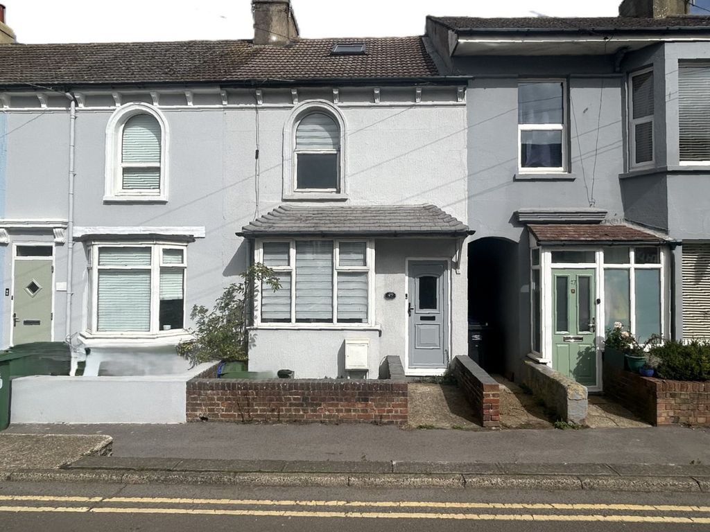 Property photo 1 of 17