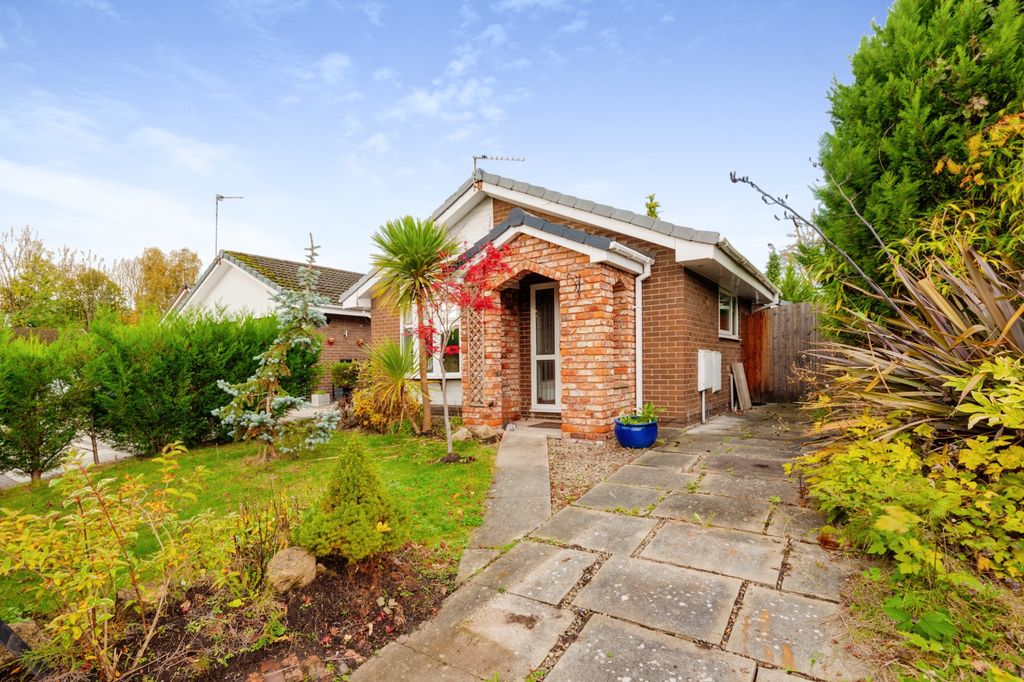 Property photo 2 of 18 Photography