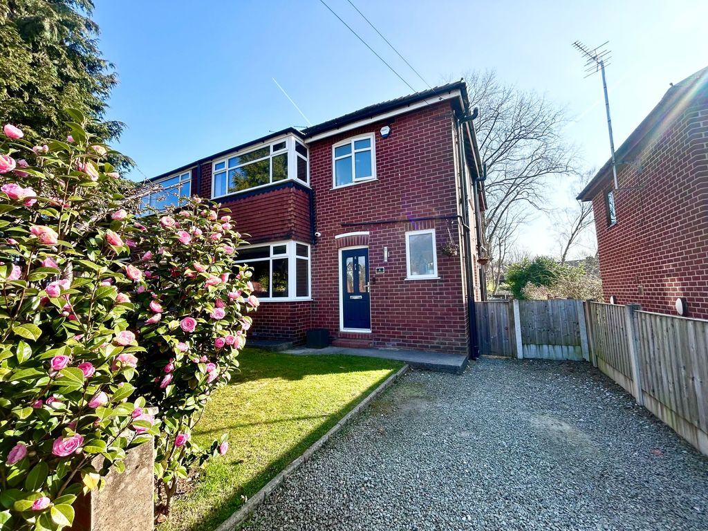 Property photo 1 of 28