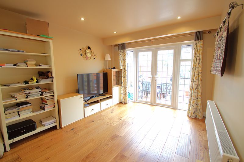 Property photo 2 of 13 Photo 1