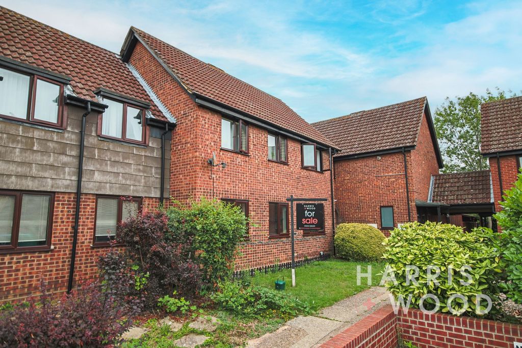 Property photo 1 of 15 4393801