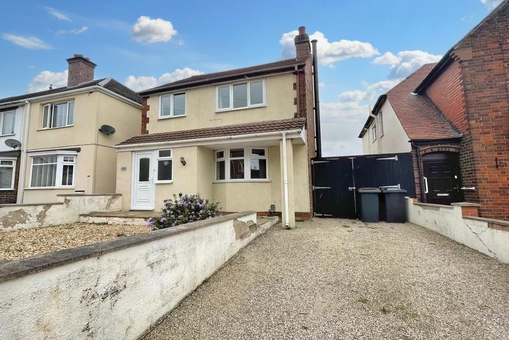 Property photo 1 of 15 Entrance And Porch