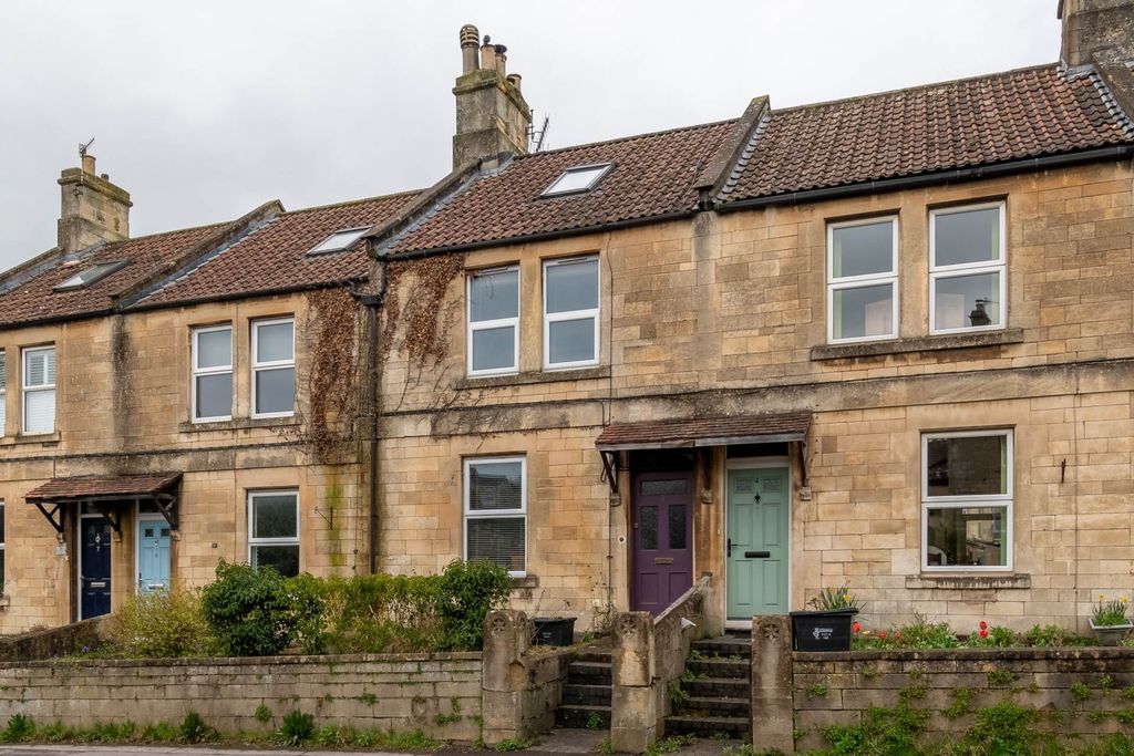 Property photo 1 of 26