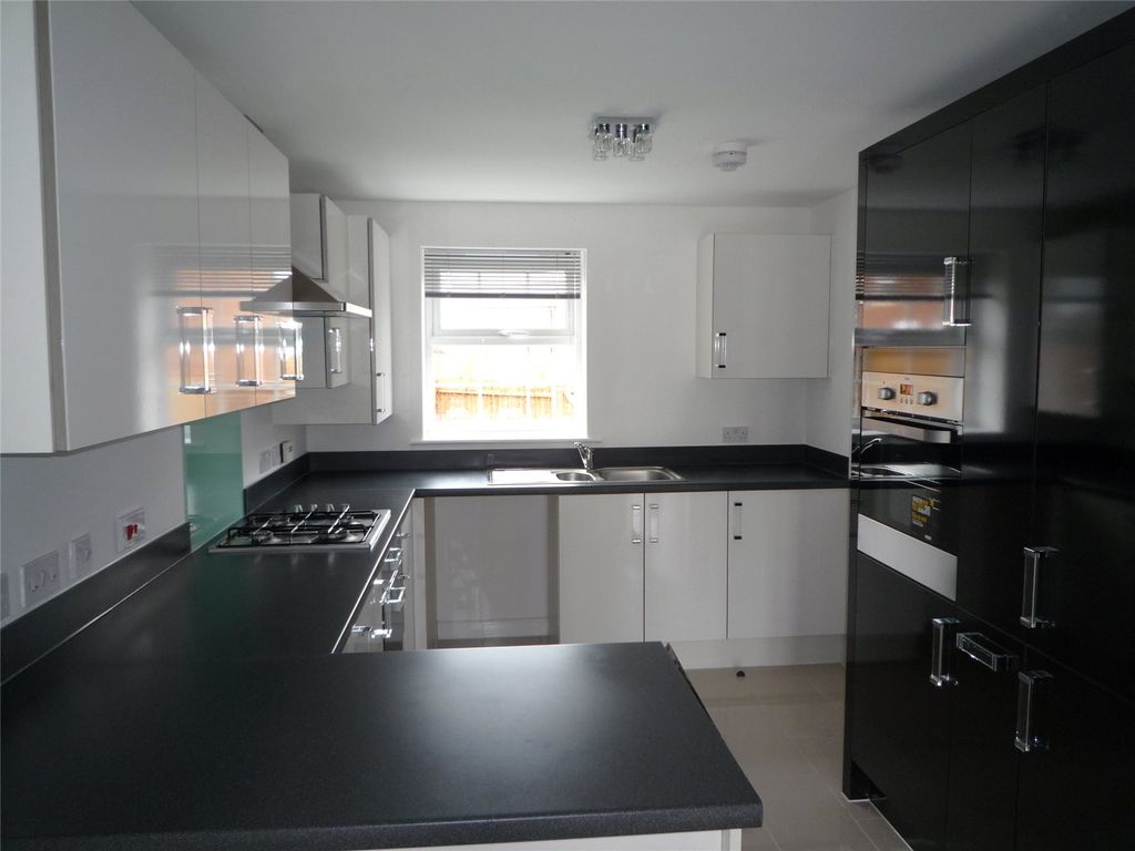 Property photo 3 of 13 Picture No. 13