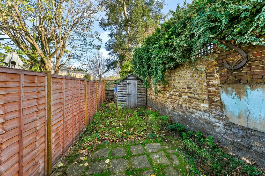 Property photo 3 of 14 Picture No. 06