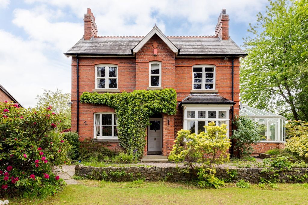Property photo 1 of 40