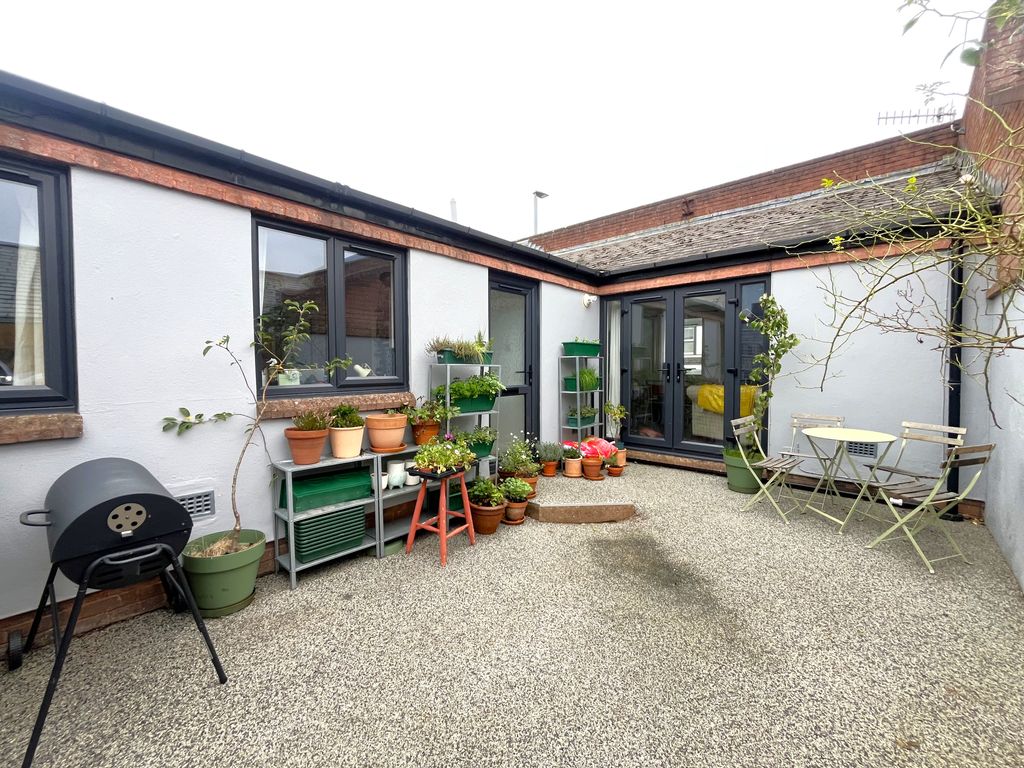 Property photo 3 of 3