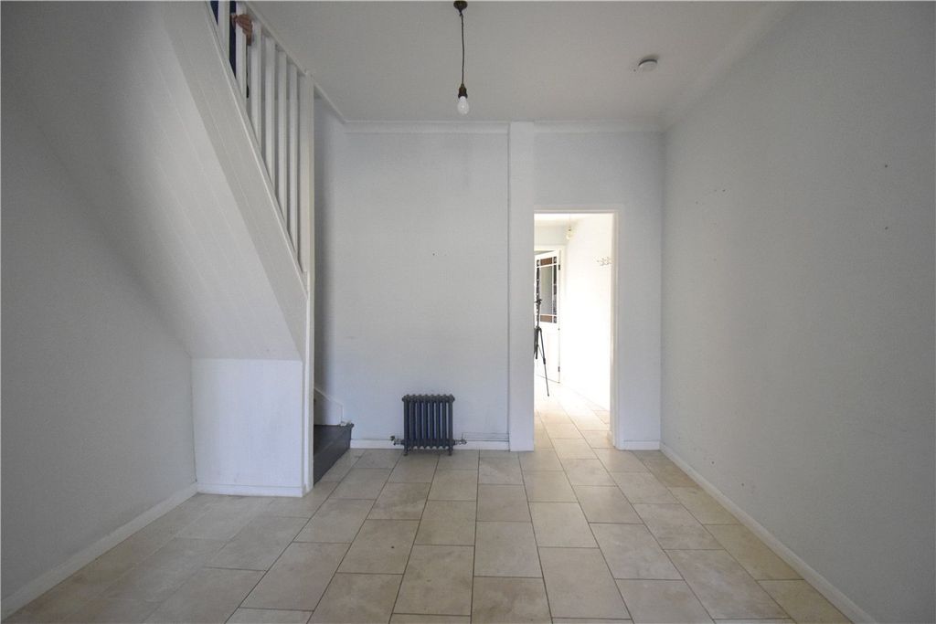 Property photo 3 of 8 Picture No. 02