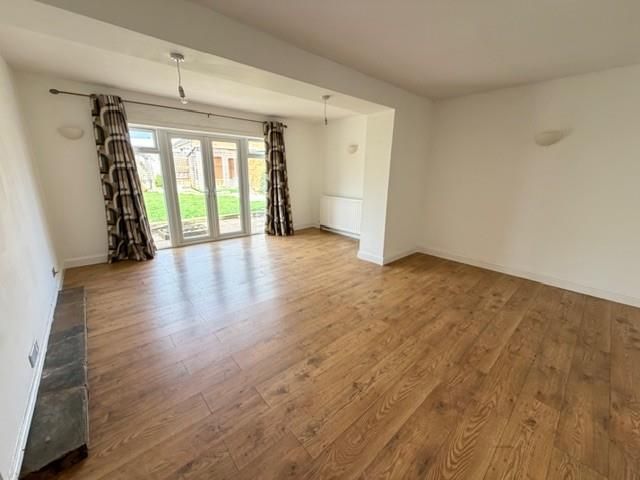 Property photo 2 of 17 J.Jpg