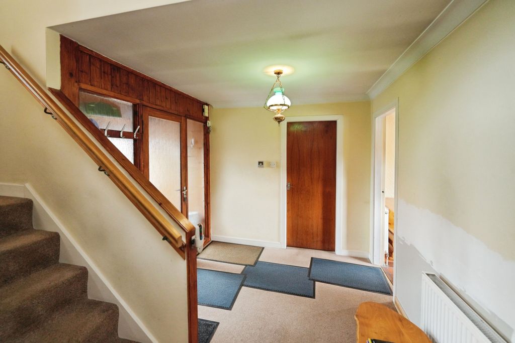 Property photo 3 of 15