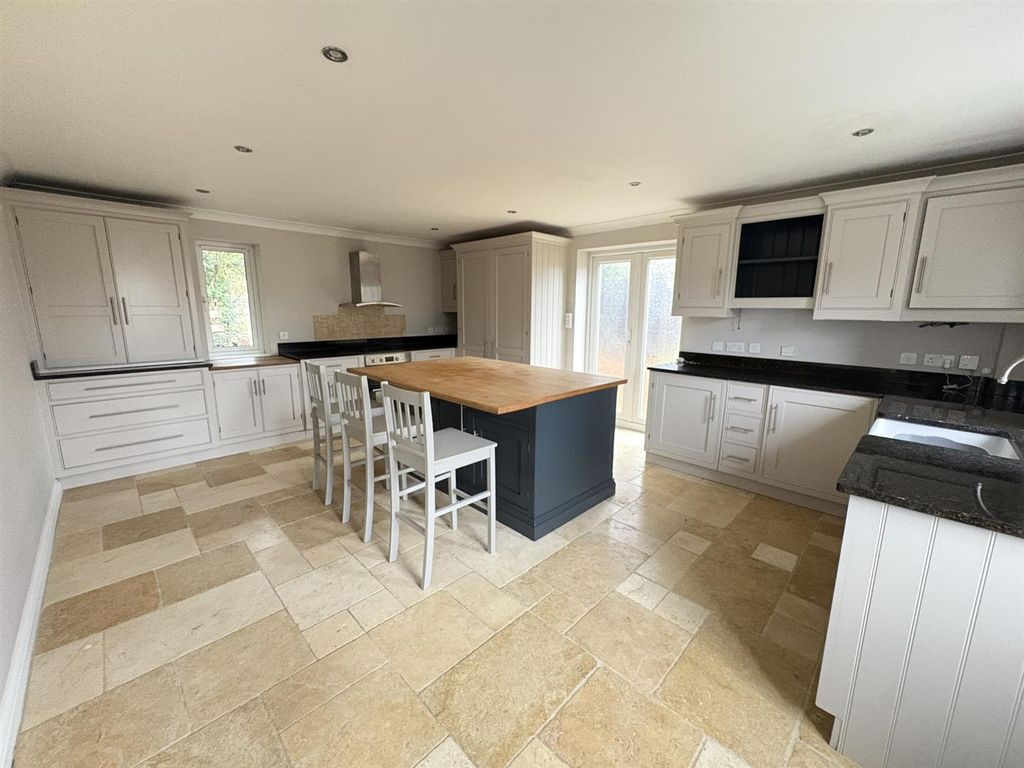 Property photo 2 of 15 Img_3704.Jpeg