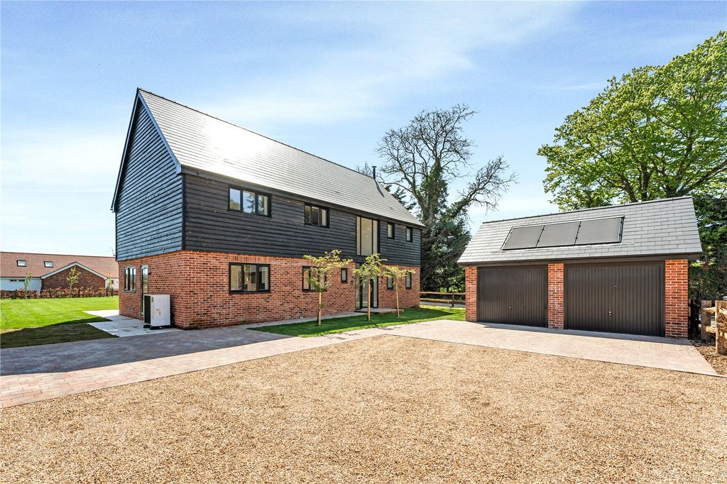 Property photo 1 of 19 Picture No. 57