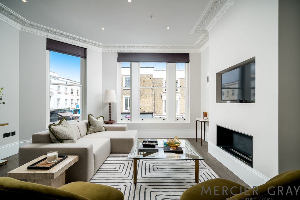 Property photo 3 of 18 Photo 14