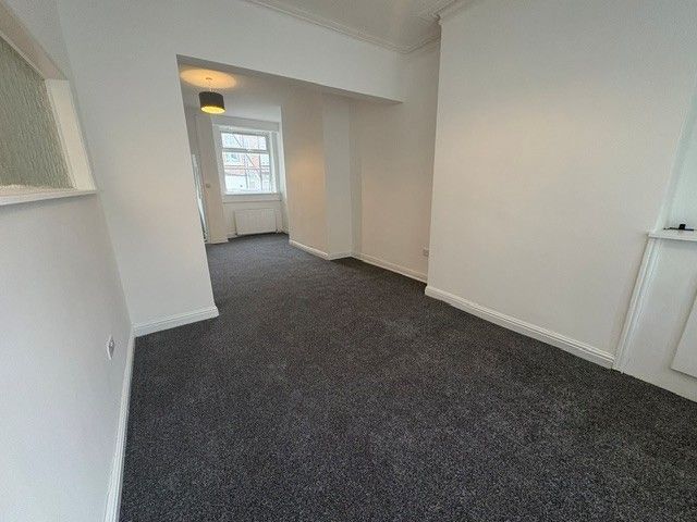 Property photo 3 of 25