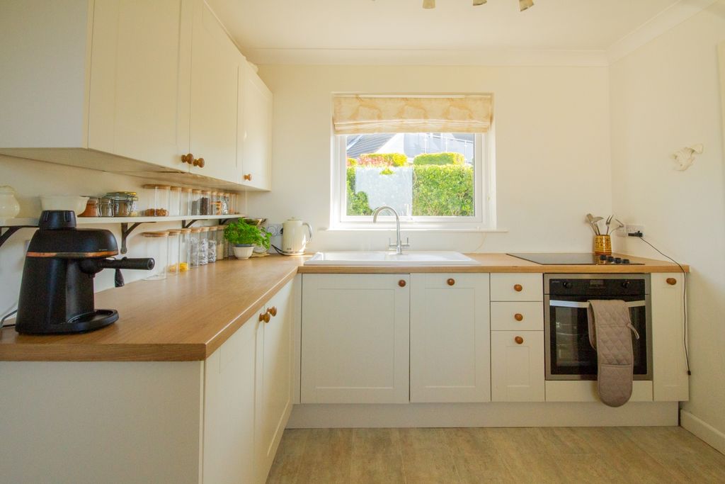 Property photo 3 of 11 Tps 01726 217 888-05