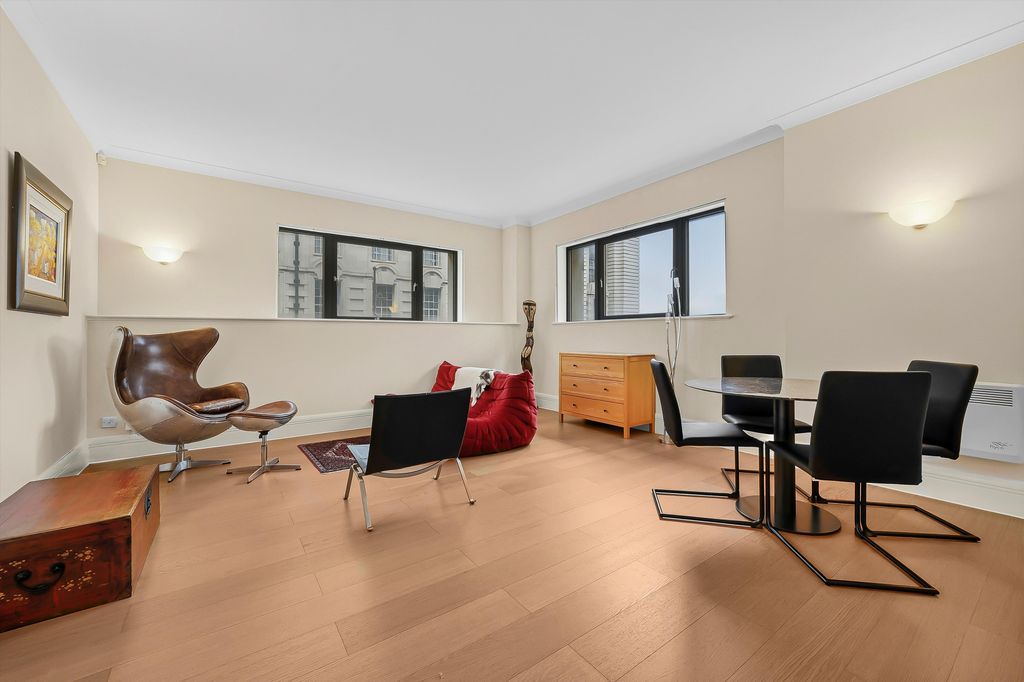 Property photo 1 of 8 Image