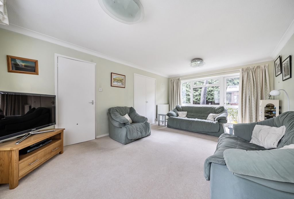 Property photo 3 of 21 1488358-20-6A4E85...