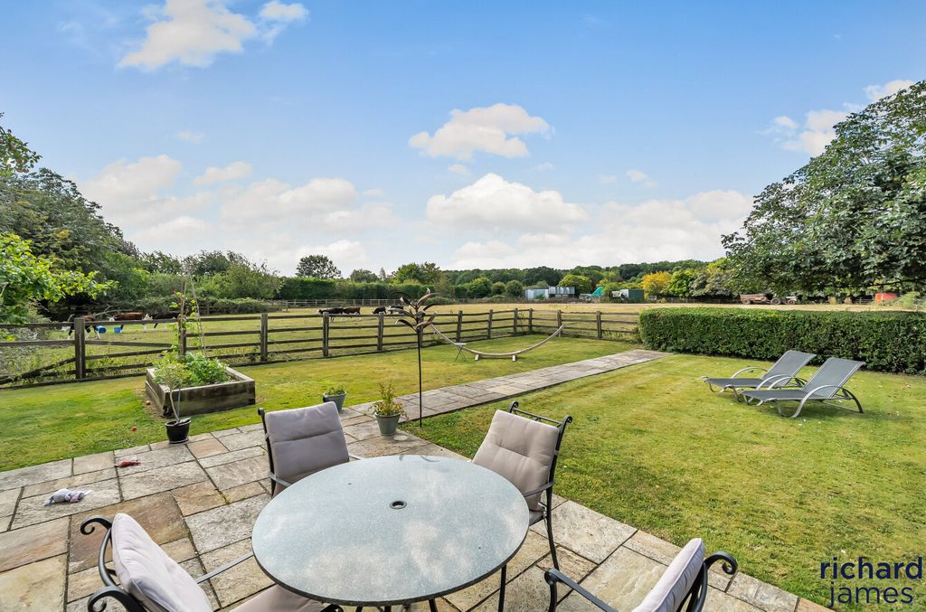 Property photo 1 of 19 0c469907-6F64-44c...