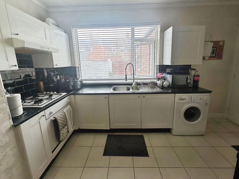 Property photo 3 of 12 Photo 2