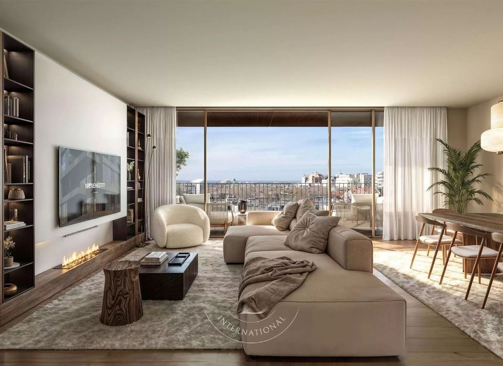Property photo 1 of 20 Sophistication By The Beach