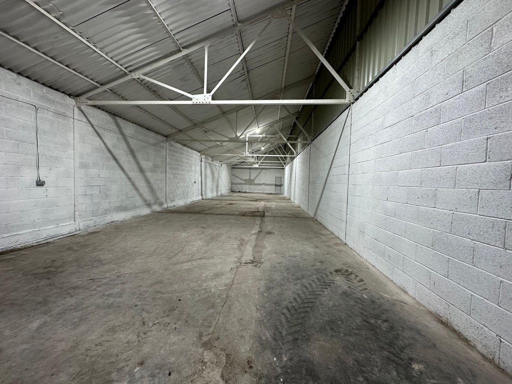 Property photo 1 of 4