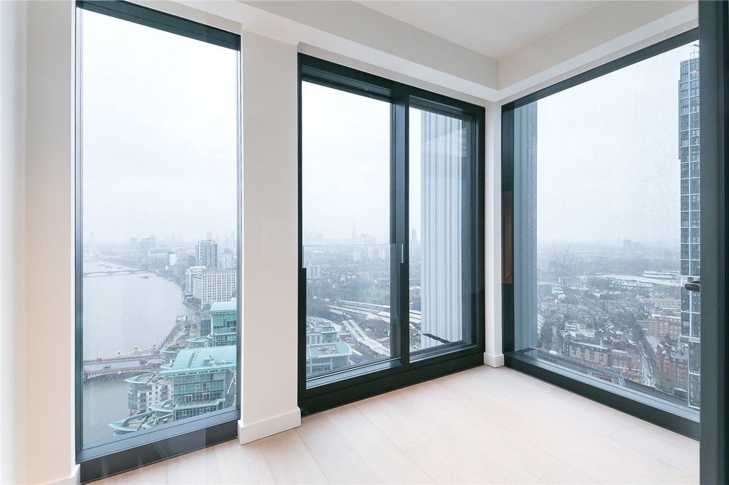 Property photo 2 of 28 Picture No. 07