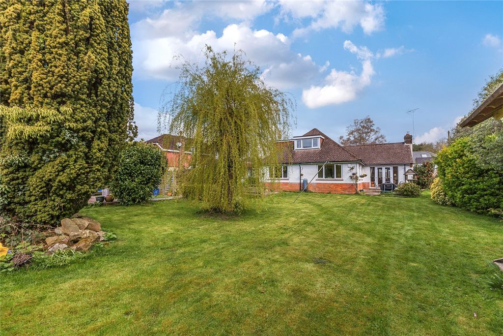 Property photo 1 of 29 Picture No. 07