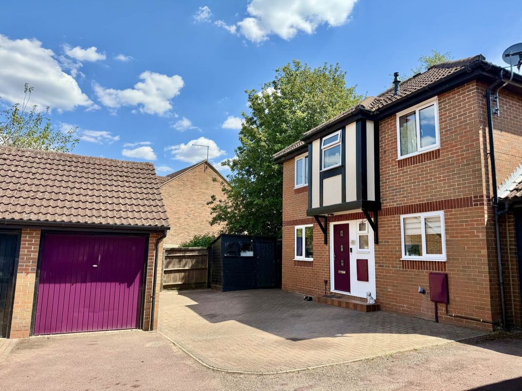 Property photo 1 of 16