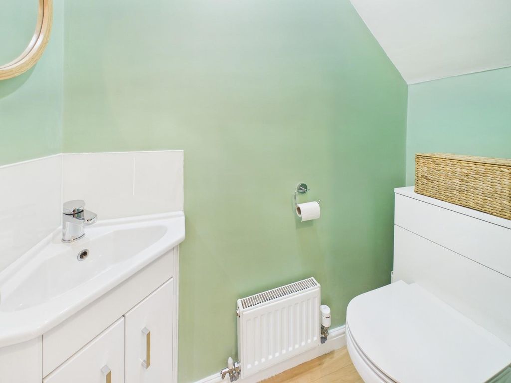 Property photo 3 of 21 Cam04899G0-Pr0290-Still009.Jpg