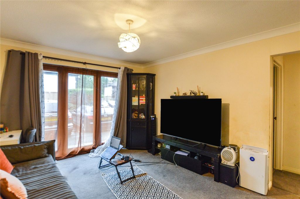 Property photo 2 of 8 Living Room